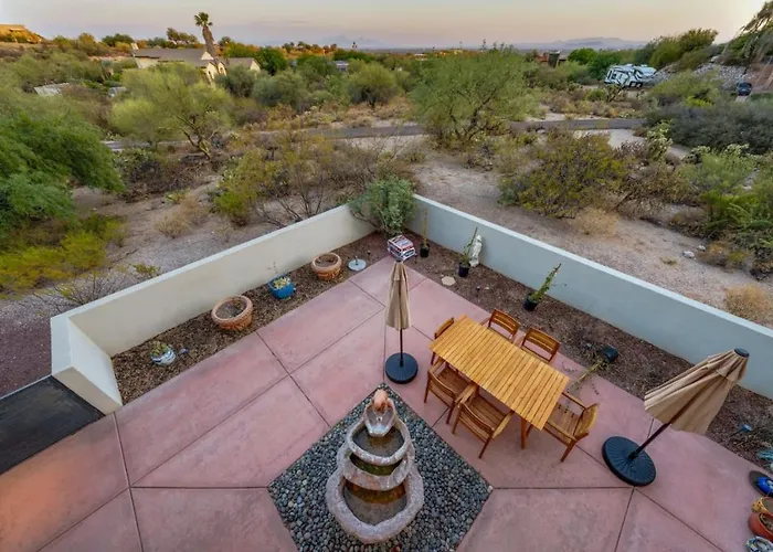 Pool, Hot Tub, Mountain Views, Gh, 3 Bedroom 2 Ba Holiday home Tucson