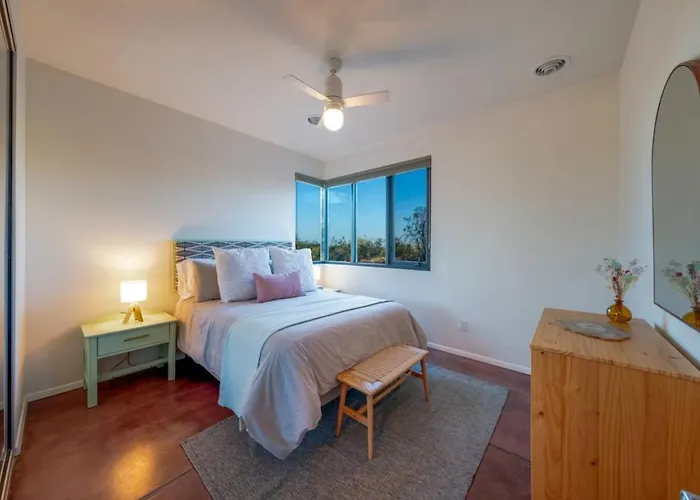 Pool, Hot Tub, Mountain Views, Gh, 3 Bedroom 2 Ba